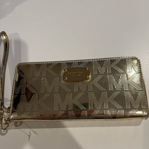 Brand New Gold Michael Kors Wallet with Tags